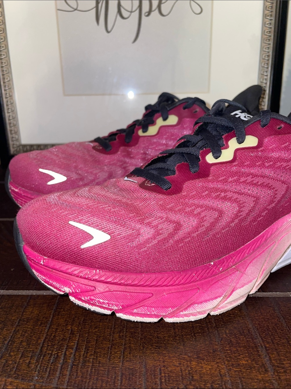 Hoka Arahi 6 Pink Athletic Running Shoes Sneakers Size 8B Festival Fuchsia - Picture 7 of 16